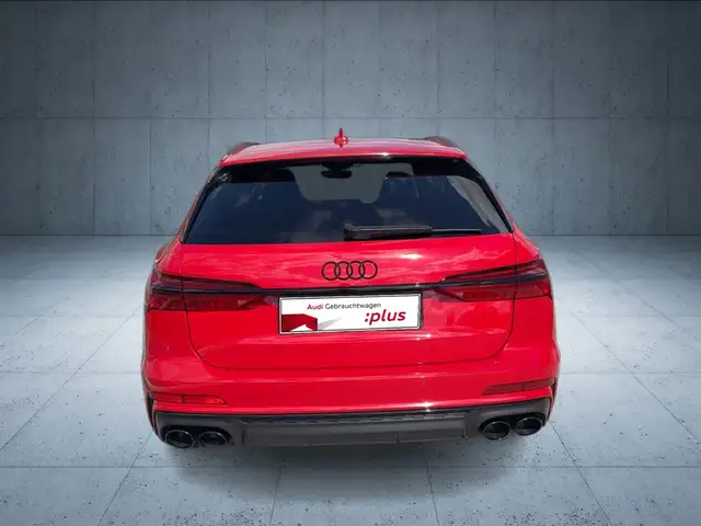 Audi S6 view 4