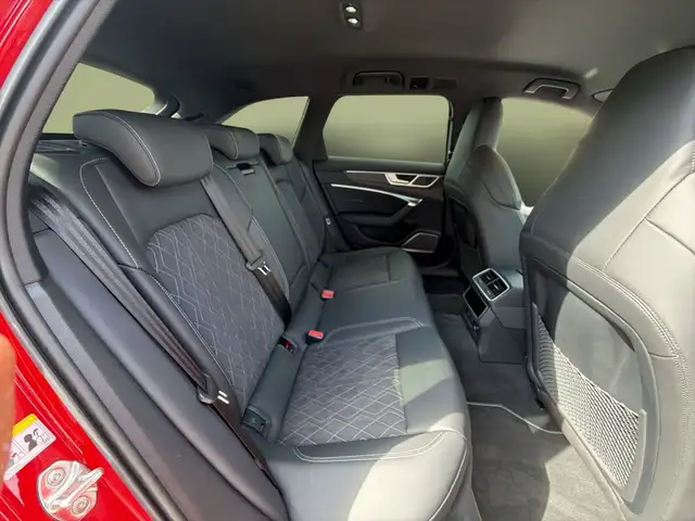 Audi S6 view 15
