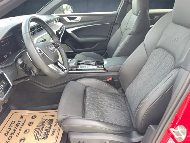 Audi S6 view 9