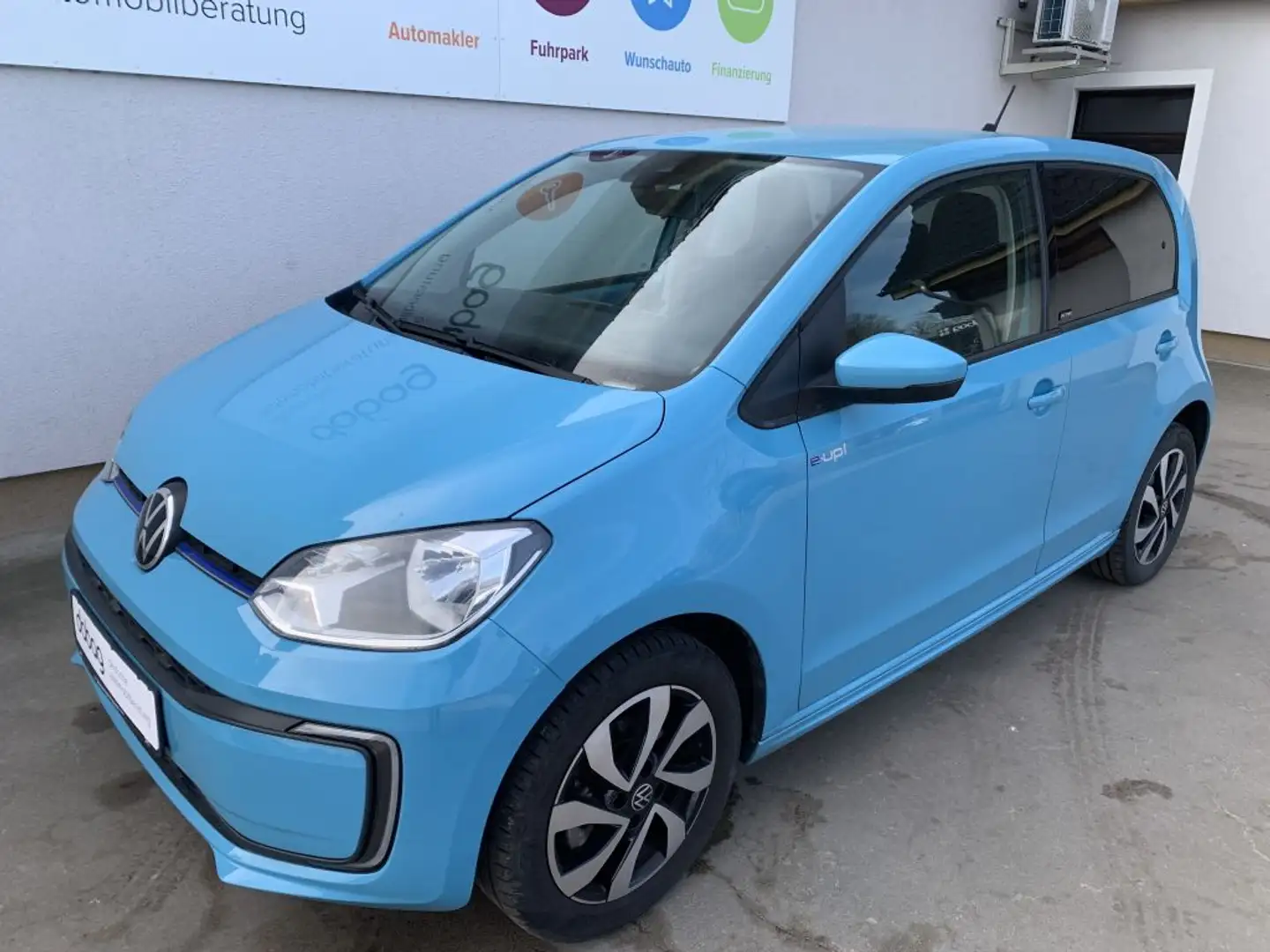Volkswagen up! e-up Frontscheibenheizung Klima 61 KW Blau - 1