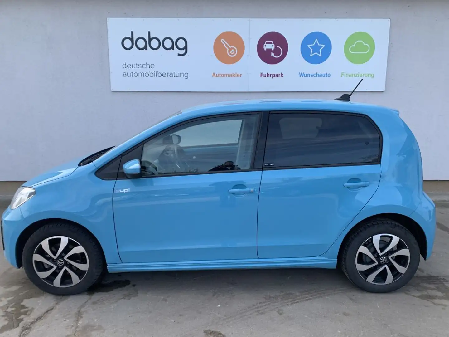 Volkswagen up! e-up Frontscheibenheizung Klima 61 KW Blau - 2