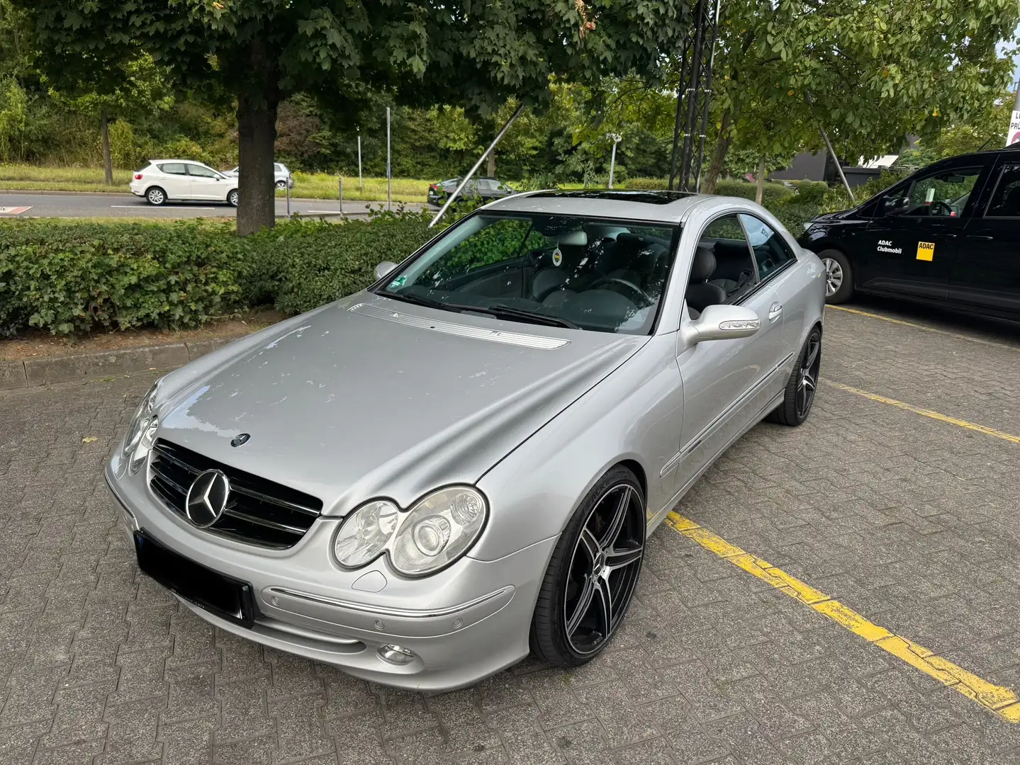Mercedes-Benz CLK 320 Coupe Avantgarde - 1