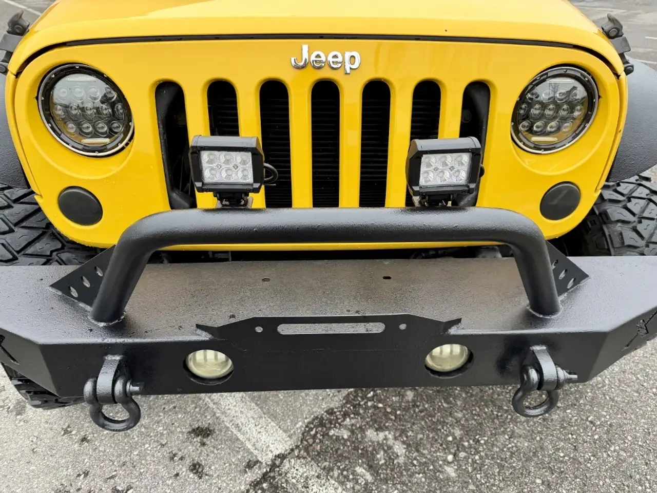 Jeep Wrangler снимка Jeep Wrangler