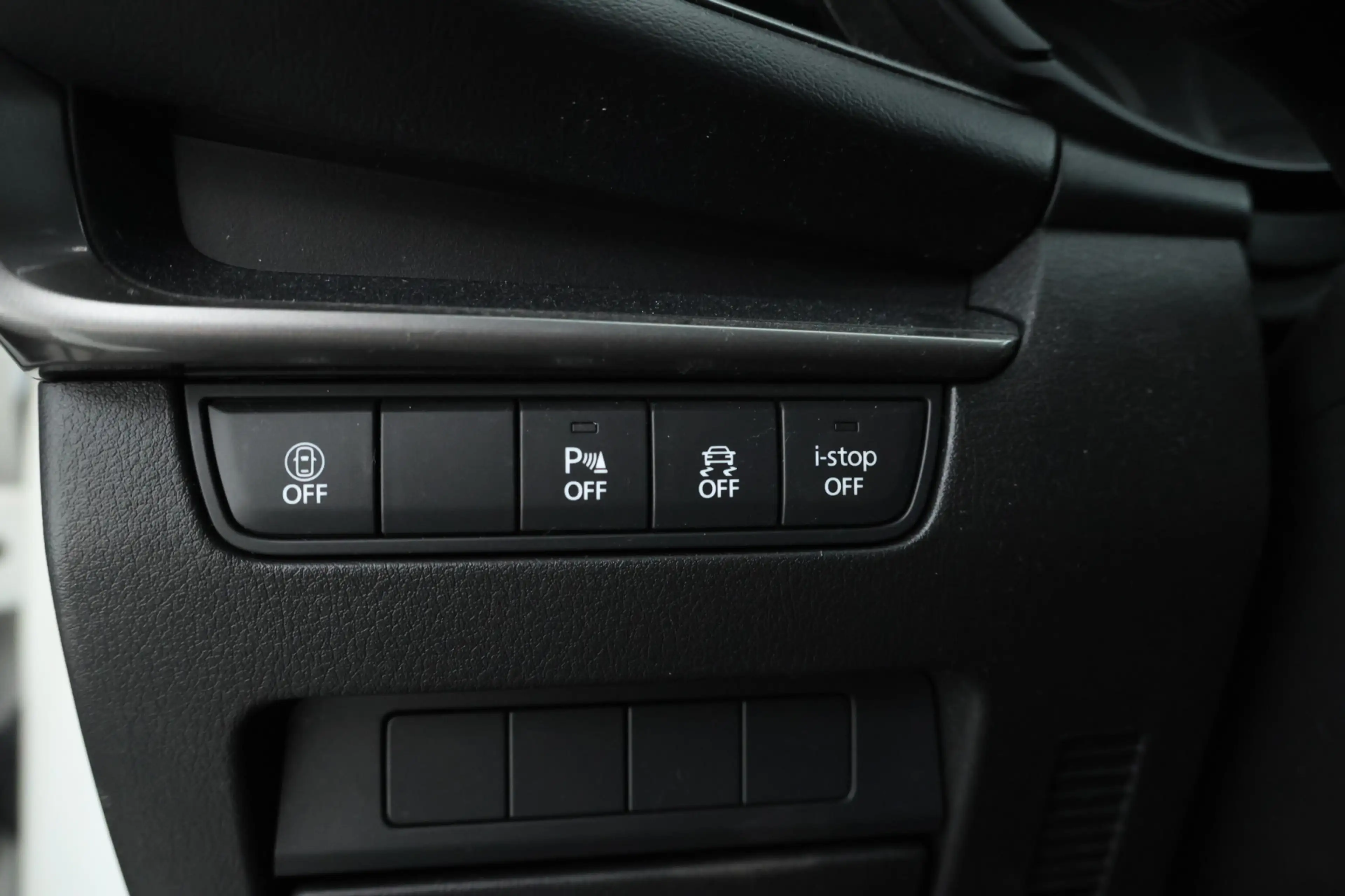 Mazda 3 2.0 e-SkyActiv-G M Hybrid 122 Head Up! Navigatie, — photo 15
