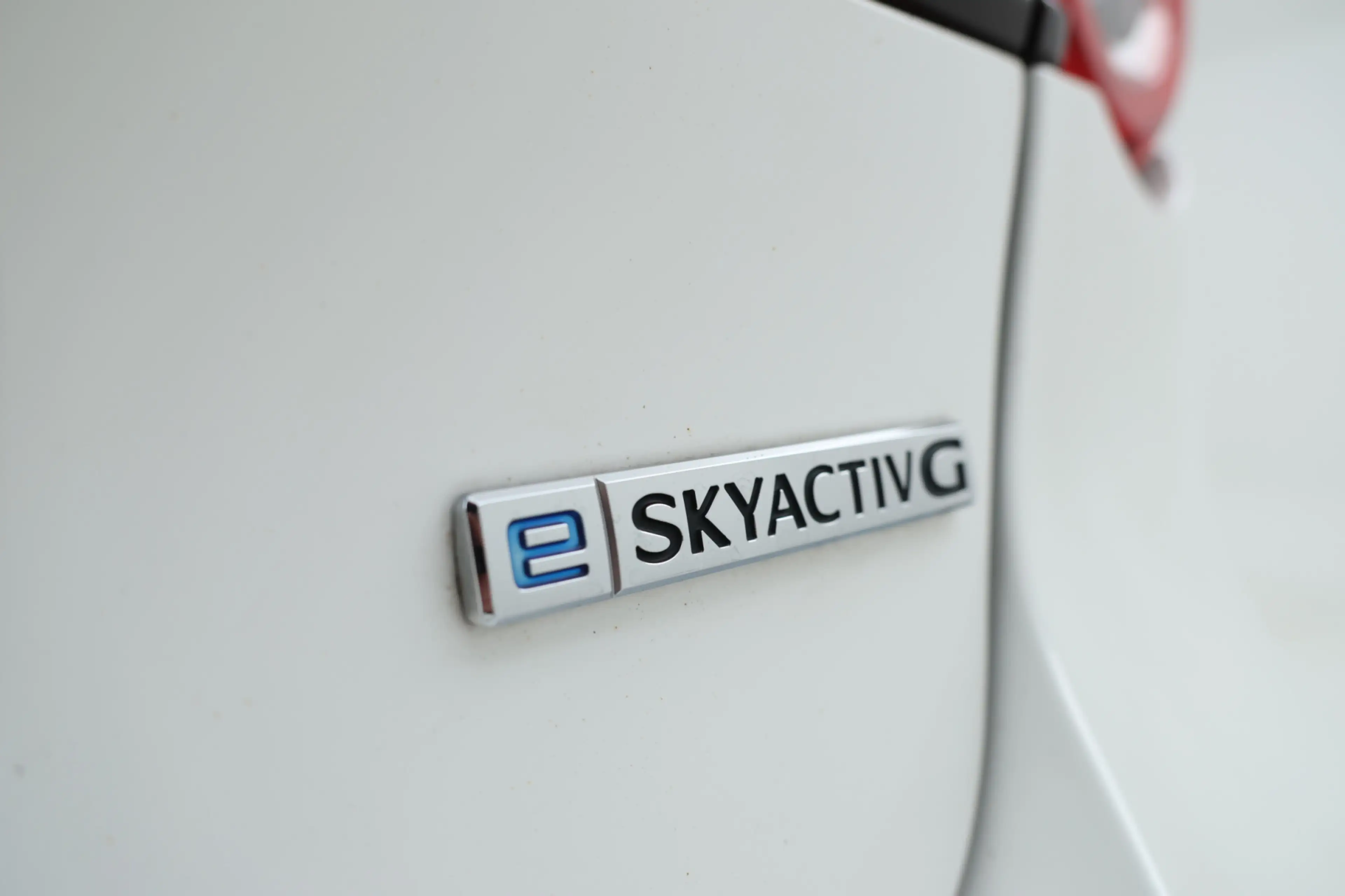 Mazda 3 2.0 e-SkyActiv-G M Hybrid 122 Head Up! Navigatie, — photo 10