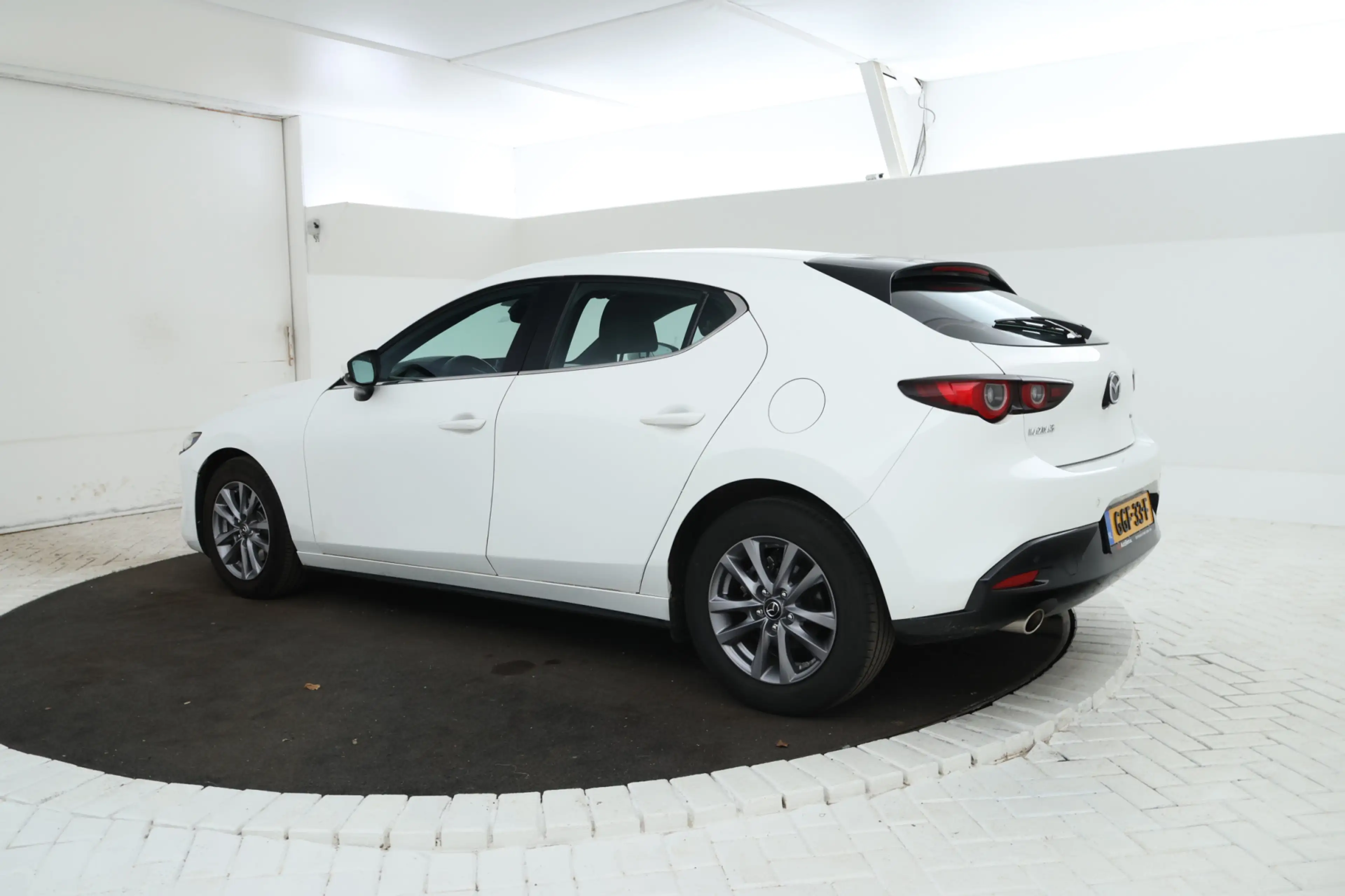 Mazda 3 2.0 e-SkyActiv-G M Hybrid 122 Head Up! Navigatie, — photo 2