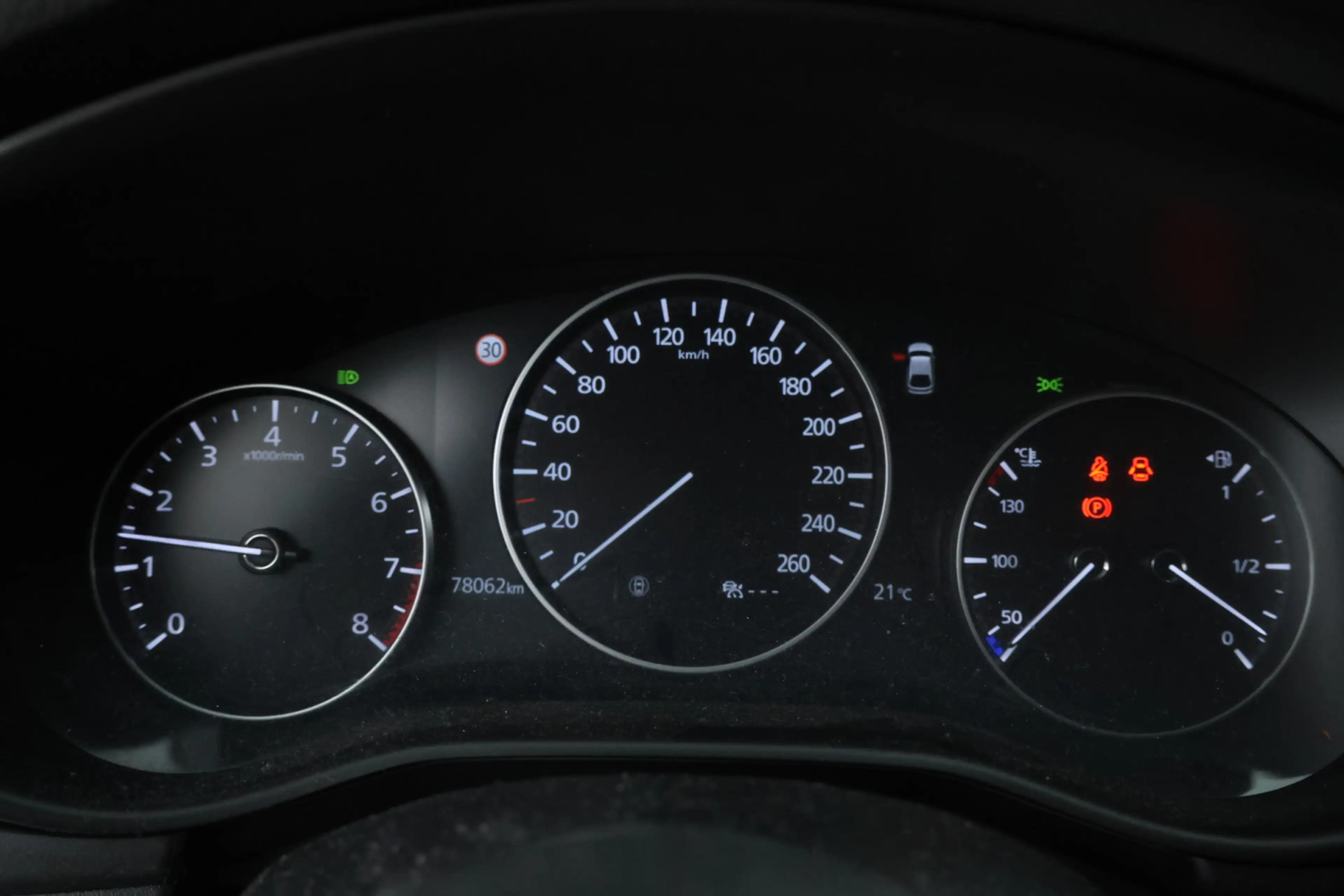 Mazda 3 2.0 e-SkyActiv-G M Hybrid 122 Head Up! Navigatie, — photo 16