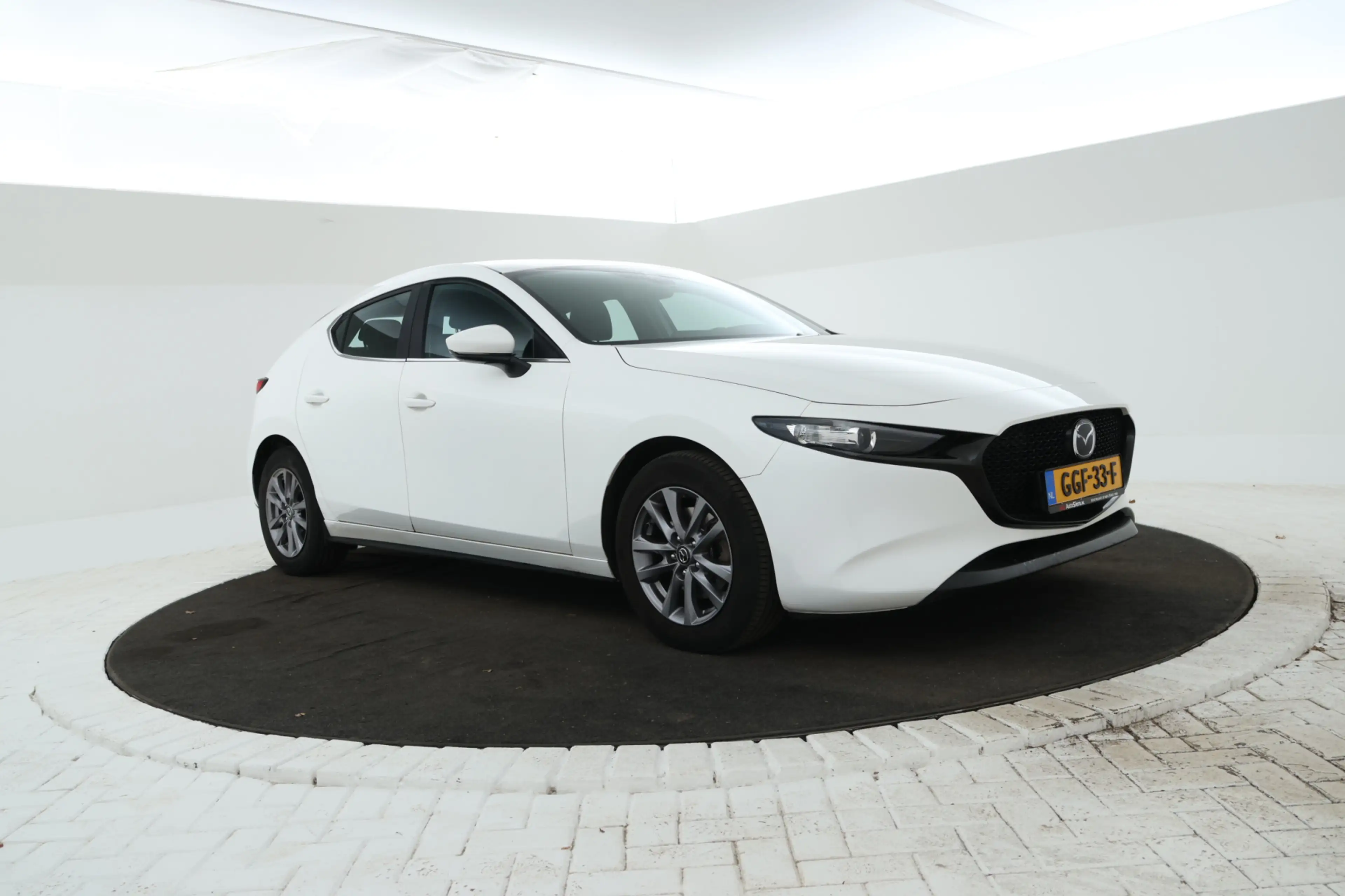 Mazda 3 2.0 e-SkyActiv-G M Hybrid 122 Head Up! Navigatie, — photo 4