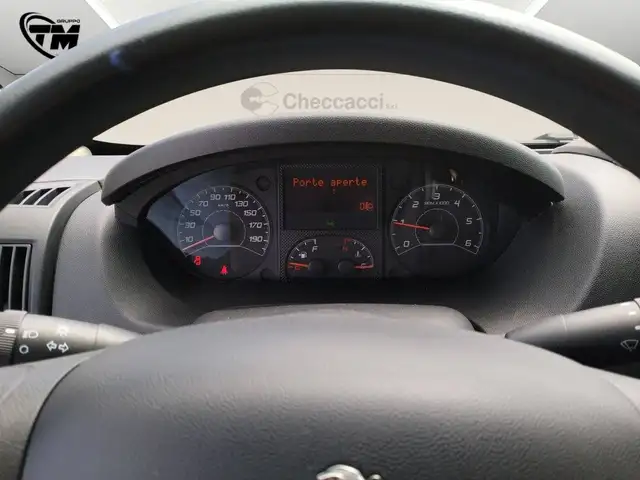 Peugeot Boxer view 8
