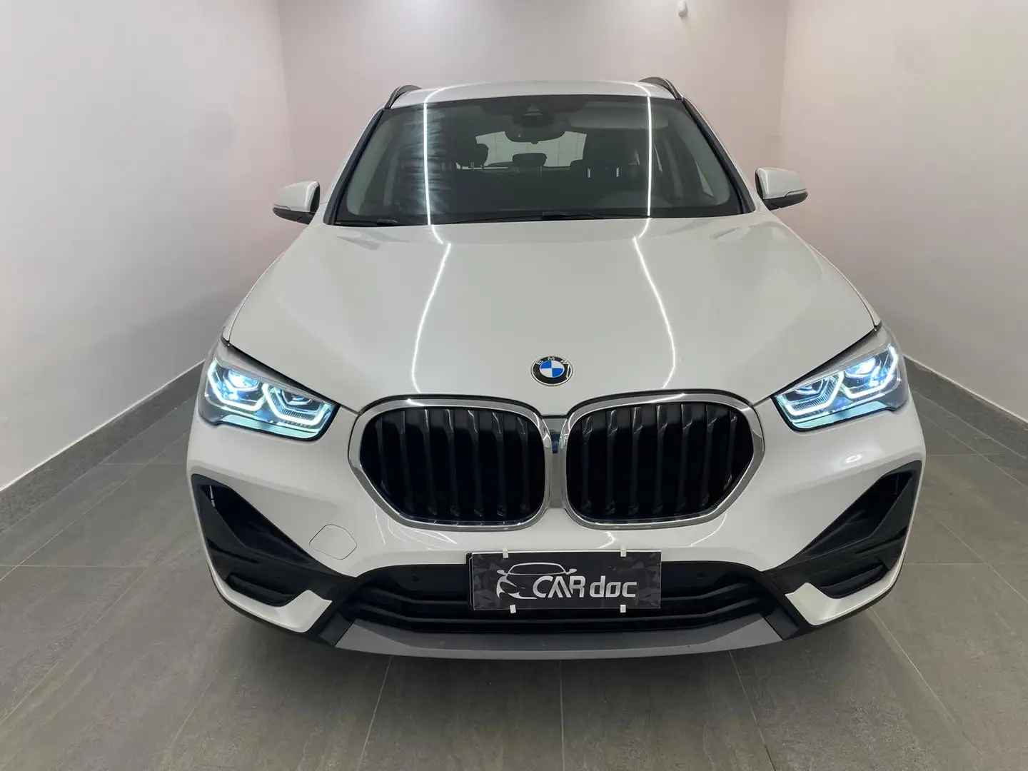 BMW X1 X1 F48 2019 sdrive18d Business Advantage auto Bianco - 2