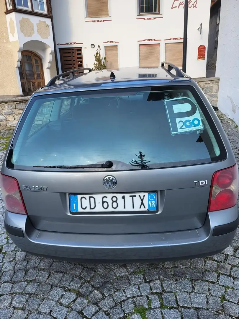Volkswagen Passat Familcar 1.6 GL - 1