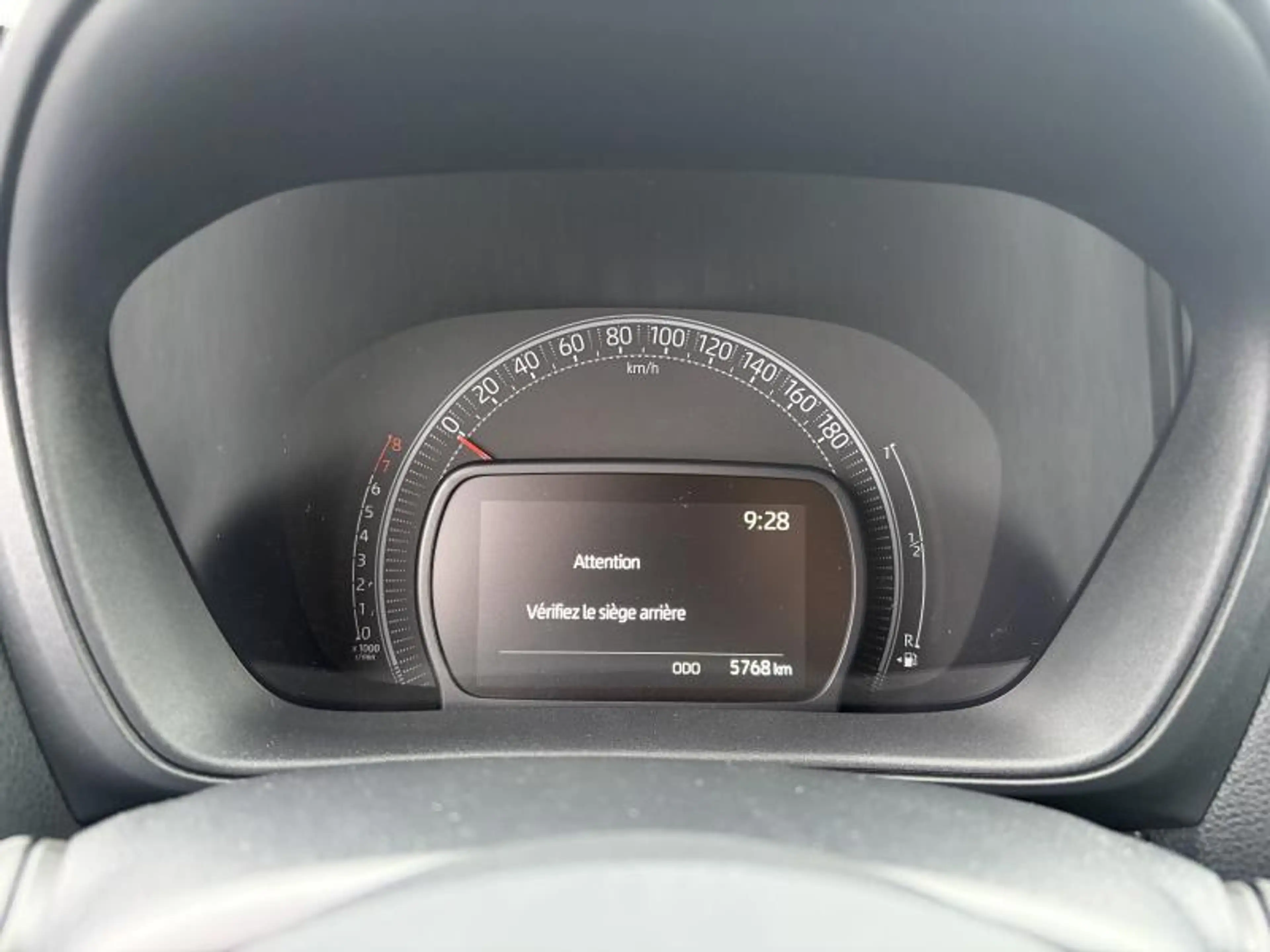 Toyota Aygo X Play — photo 5