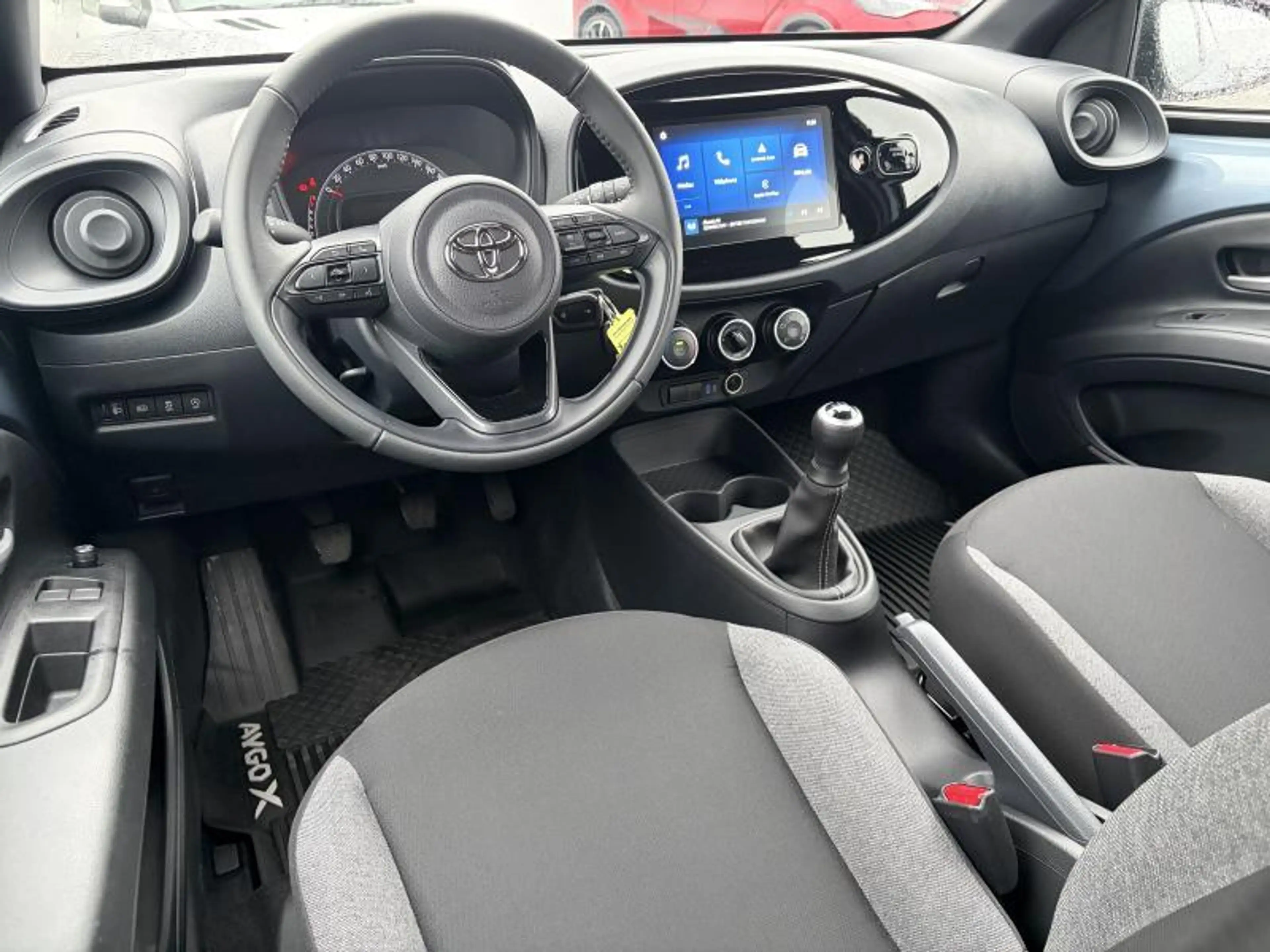 Toyota Aygo X Play — photo 4