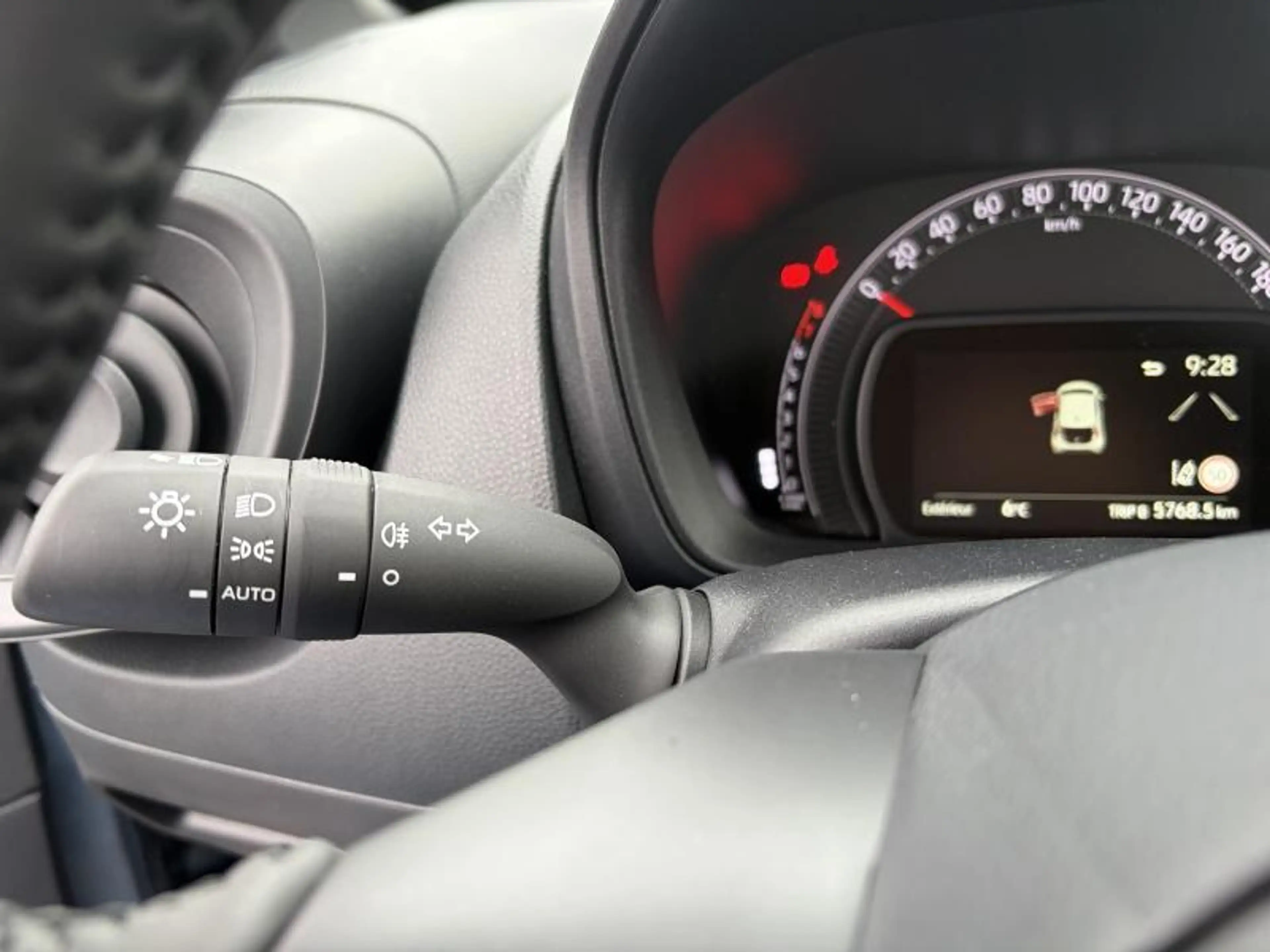 Toyota Aygo X Play — photo 7