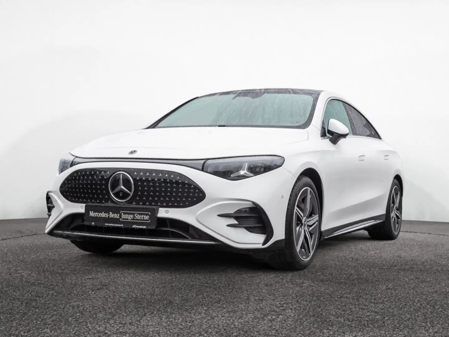 Mercedes-Benz CLA 350 4M AMG-Sport/Multibeam/360/AHK/Distr/18" Weiß - 2