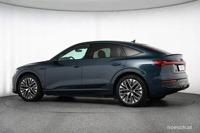 Audi Q8 e-tron 55 SB quattro 2x S-LINE VOLL TOP-RABATT -55% Ansicht 45