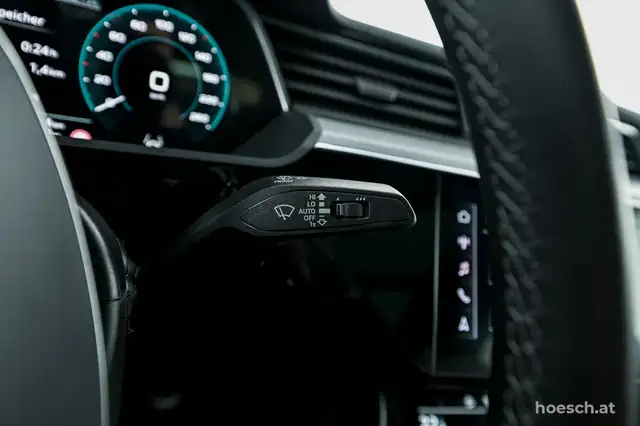 Audi Q8 e-tron 55 SB quattro 2x S-LINE VOLL TOP-RABATT -55% Ansicht 36