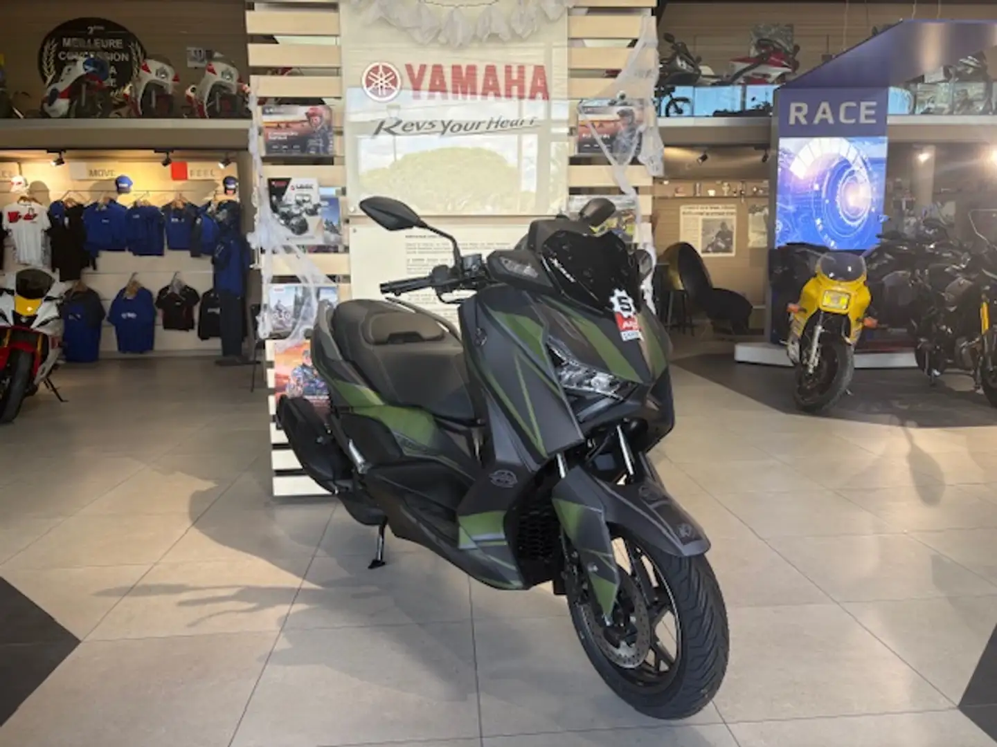 Yamaha X-Max 125 - 2
