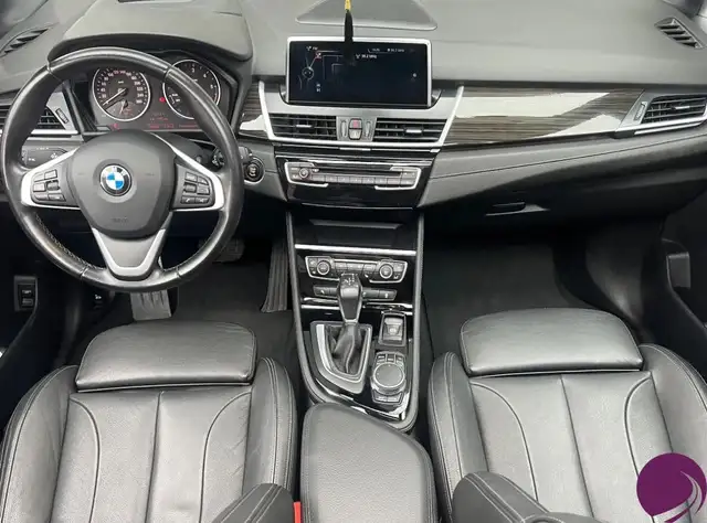 BMW 2 Series view 7