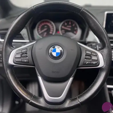 BMW 2 Series view 11