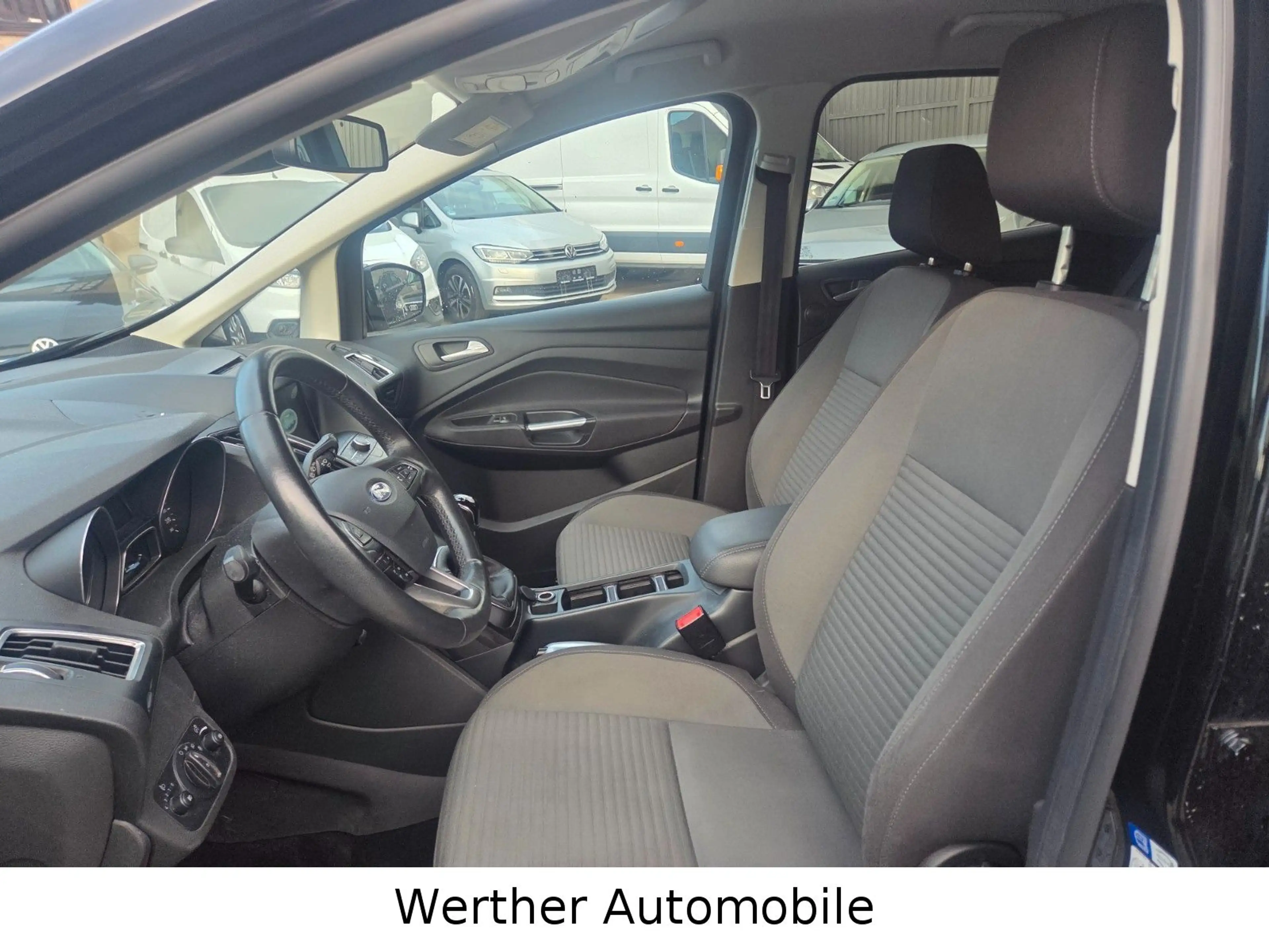 Ford C-Max C-MAX Titanium — photo 15