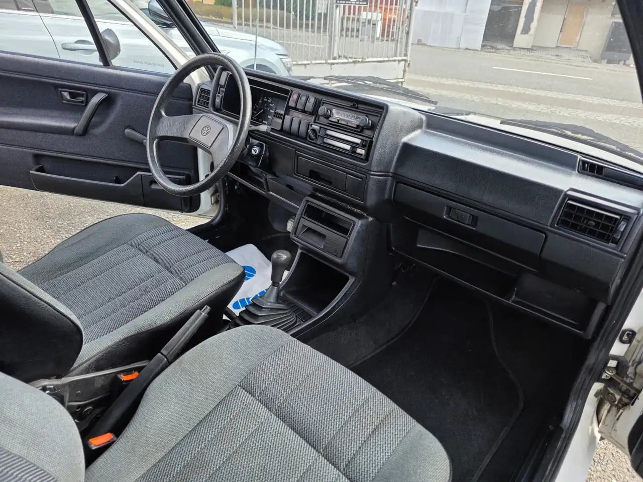 Volkswagen Golf II 19e Lim -2-türig 1,3 L 40kw TÜV Hu NEU, foto 10