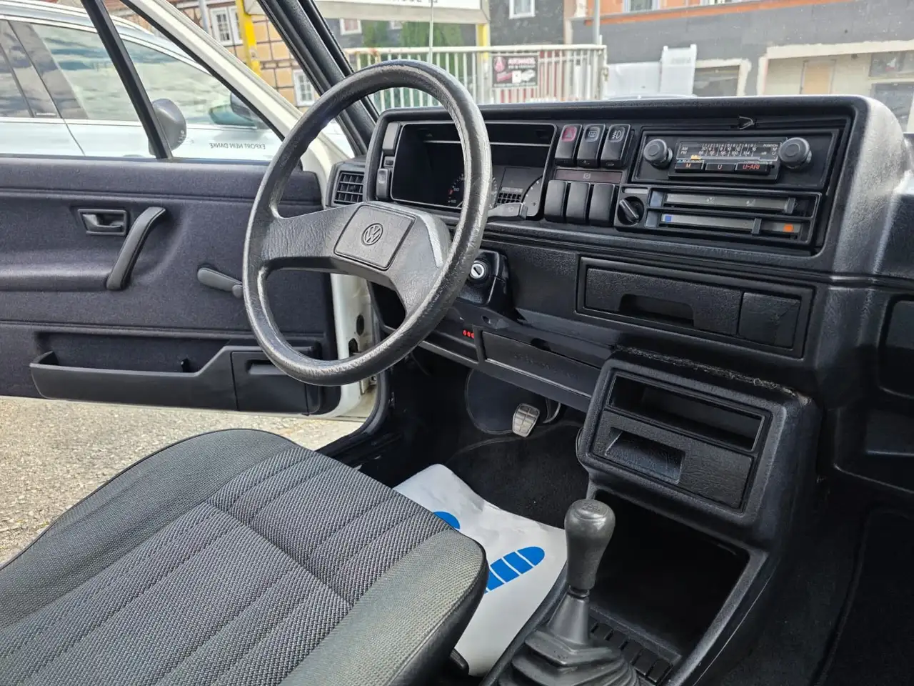 Volkswagen Golf II 19e Lim -2-türig 1,3 L 40kw TÜV Hu NEU, foto 9