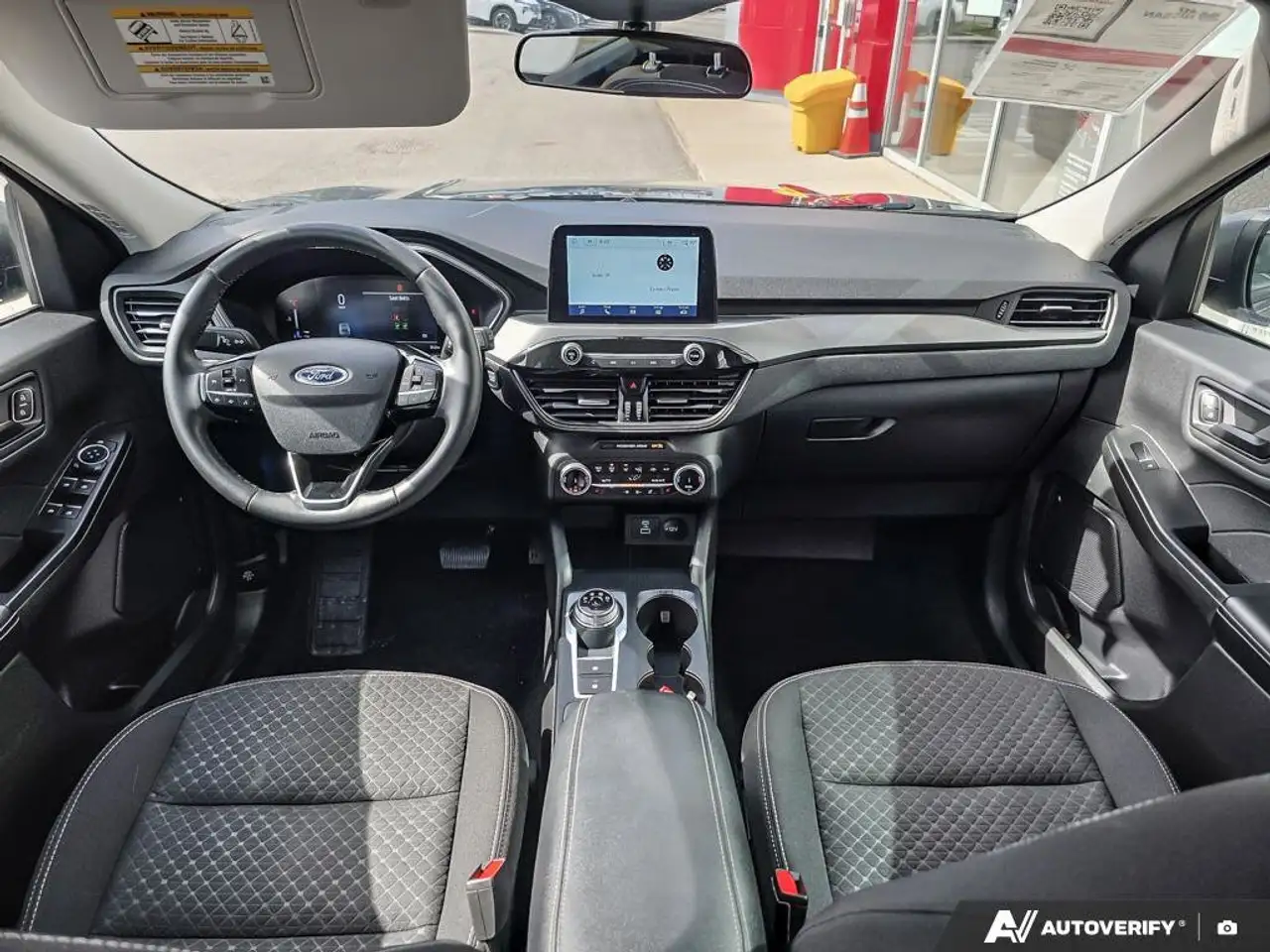 Ford Escape снимка Ford Escape