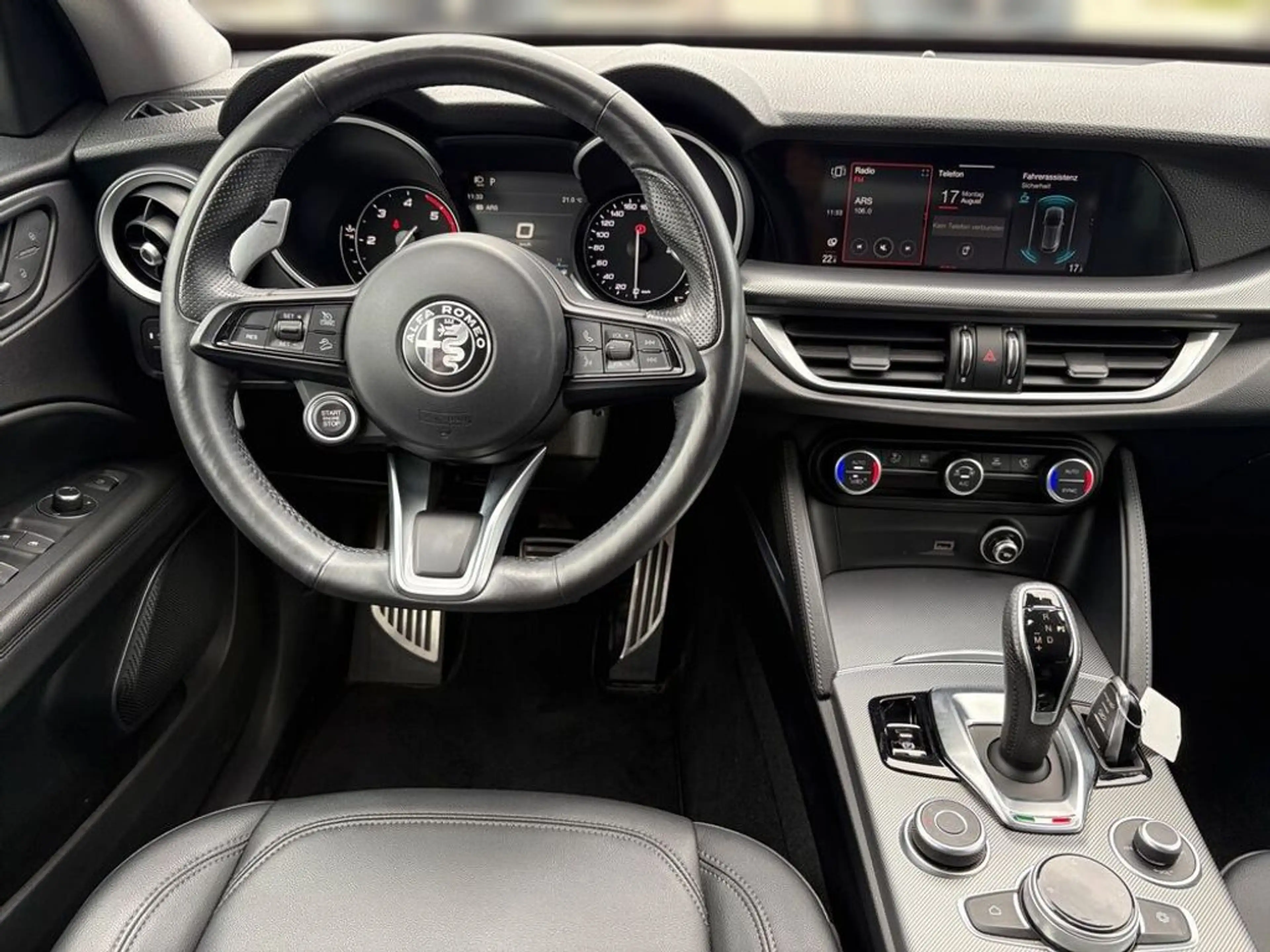 Alfa Romeo Stelvio 2,2 16V 190 Q4 Sprint — photo 13