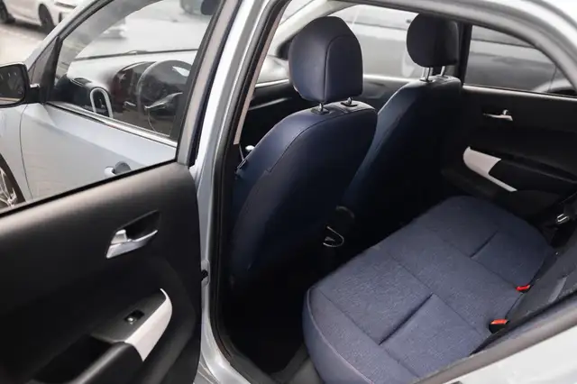 Kia Picanto view 6
