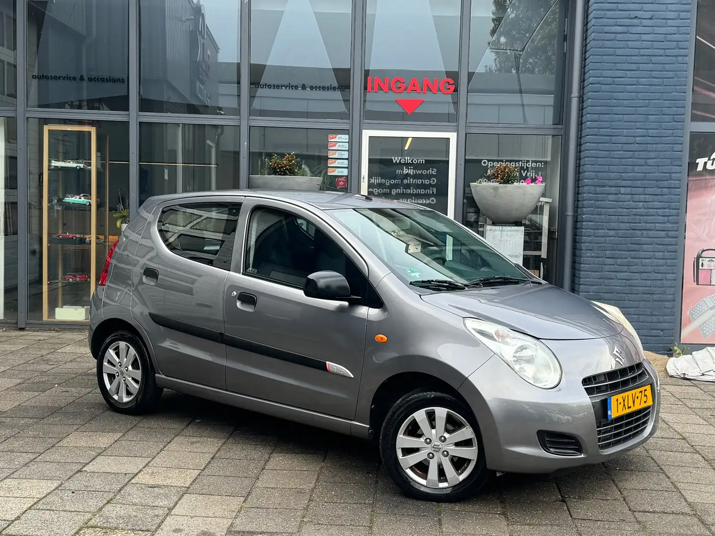 Suzuki Alto 1.0 Celebration VVT | Airco | Automaat | N.A.P Gris - 2