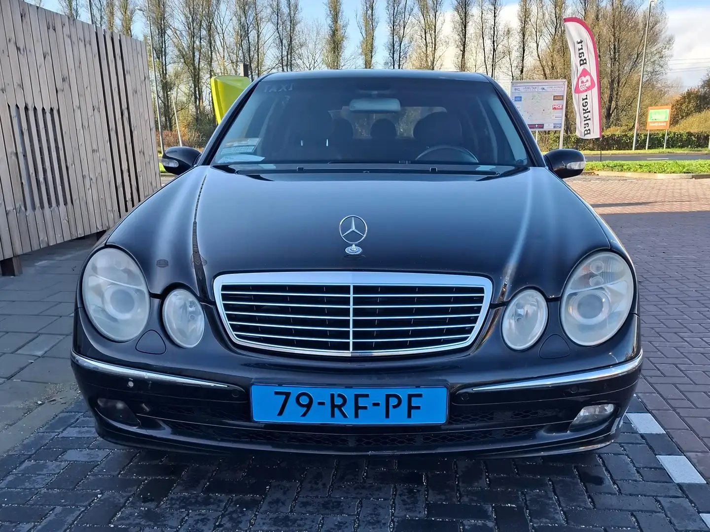 Mercedes-Benz E 220 E 220 undefined Zwart - 1