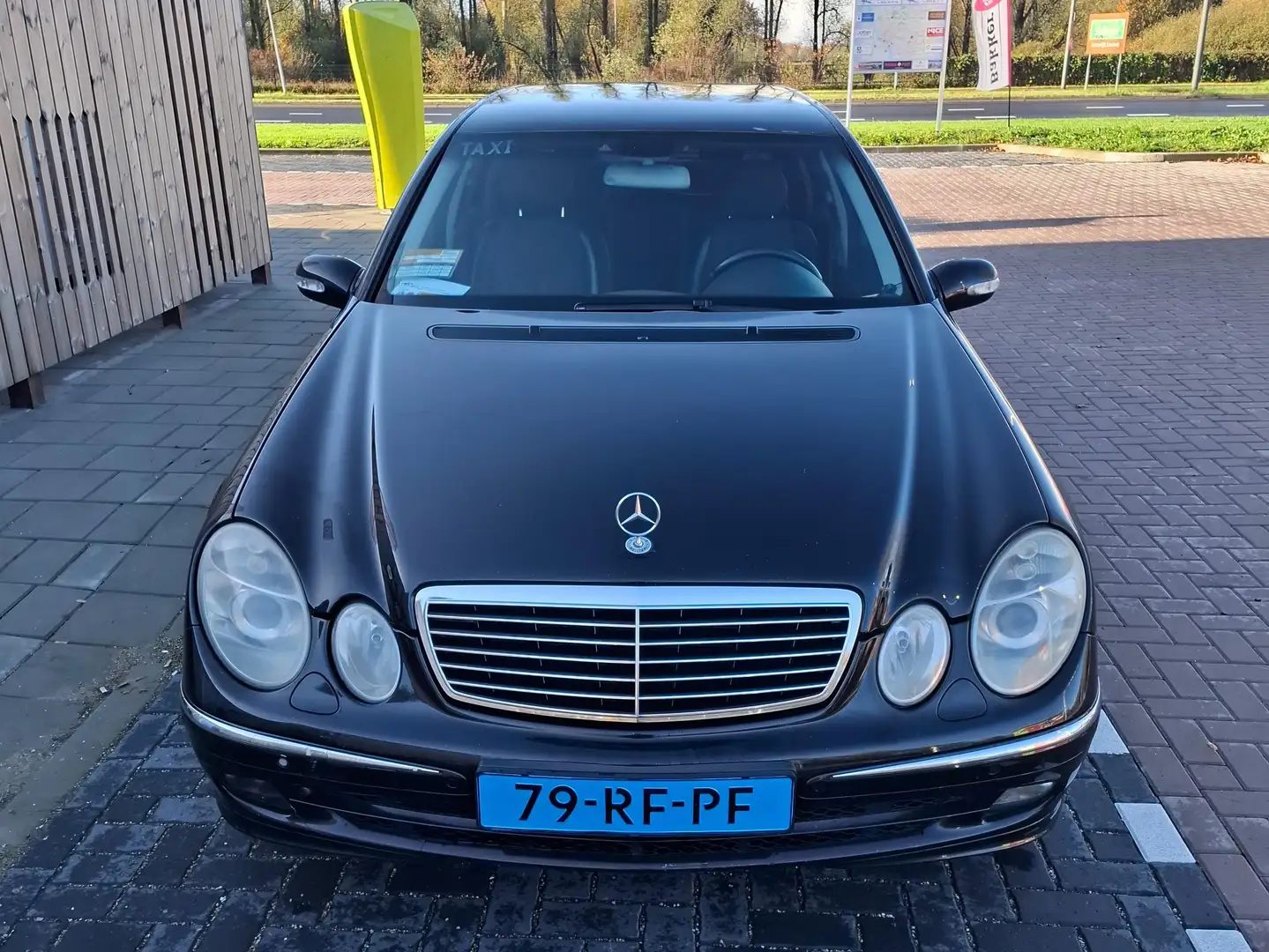 Mercedes-Benz E 220 E 220 undefined Zwart - 2