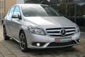 Mercedes-Benz B 200 Sport Navi Park-Assist 17"Alu AHK PDC Argent - thumbnail 2