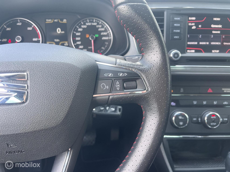 SEAT Leon 2.0 TDI FR| Climate | Dealer onderhouden | — photo 17
