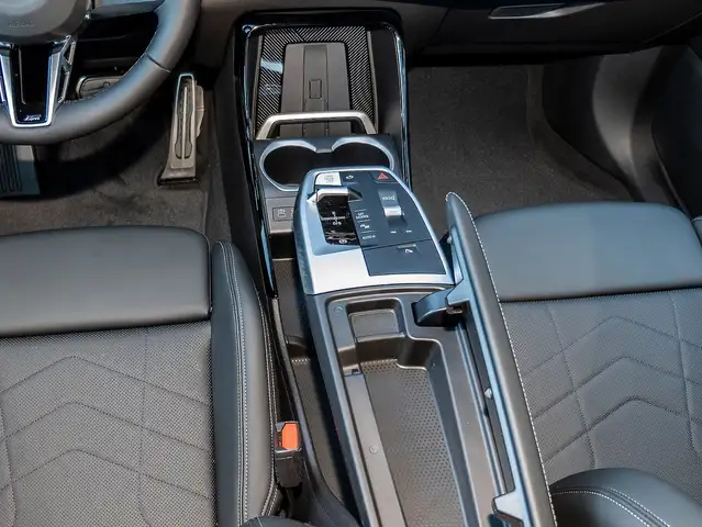 BMW X1 view 7