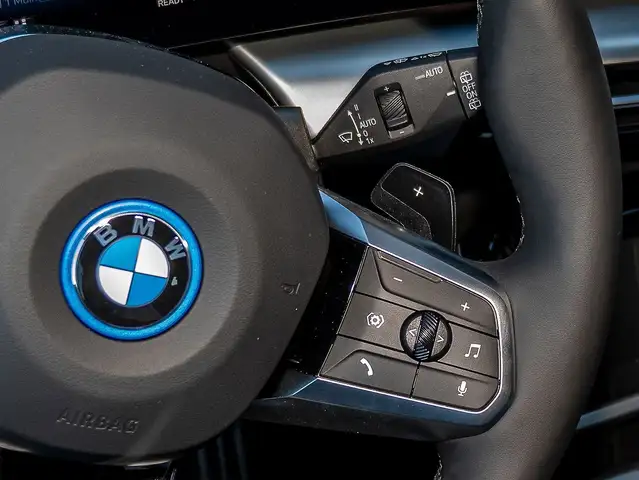 BMW X1 view 13