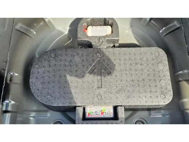 Ford Focus view 26