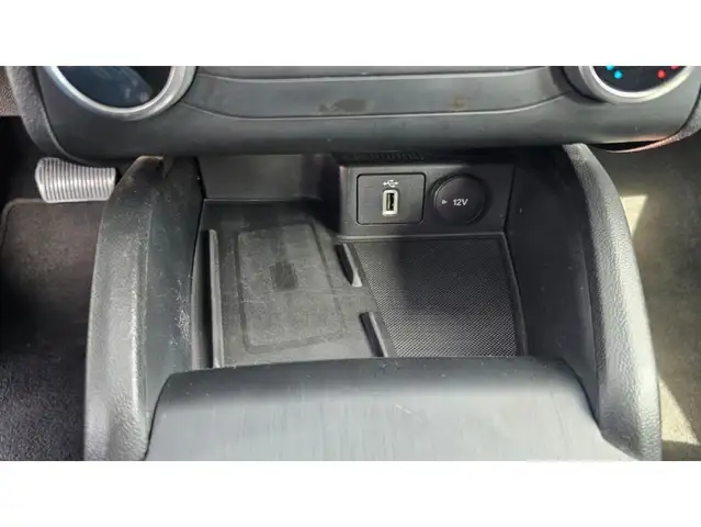 Ford Focus view 9