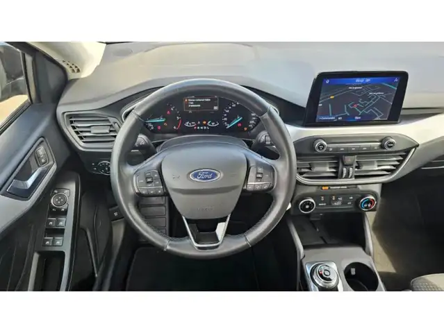 Ford Focus view 7