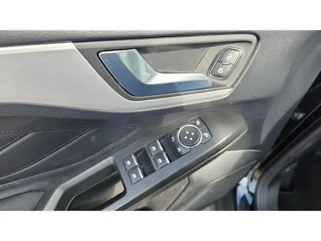 Ford Focus view 29