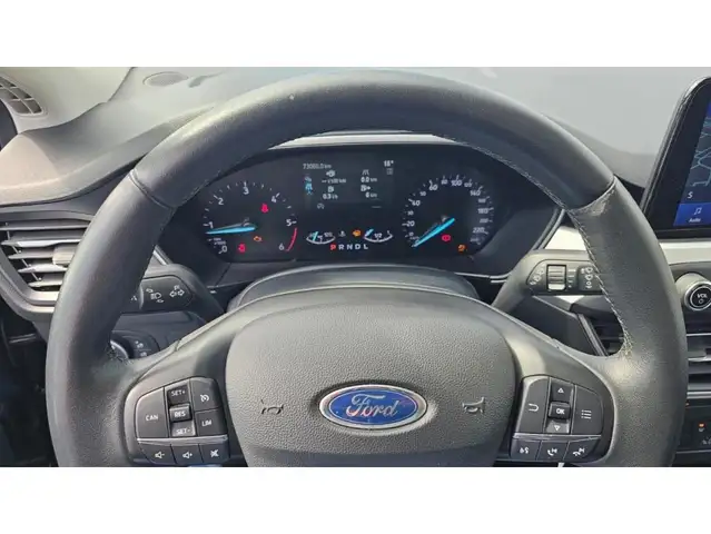 Ford Focus view 5