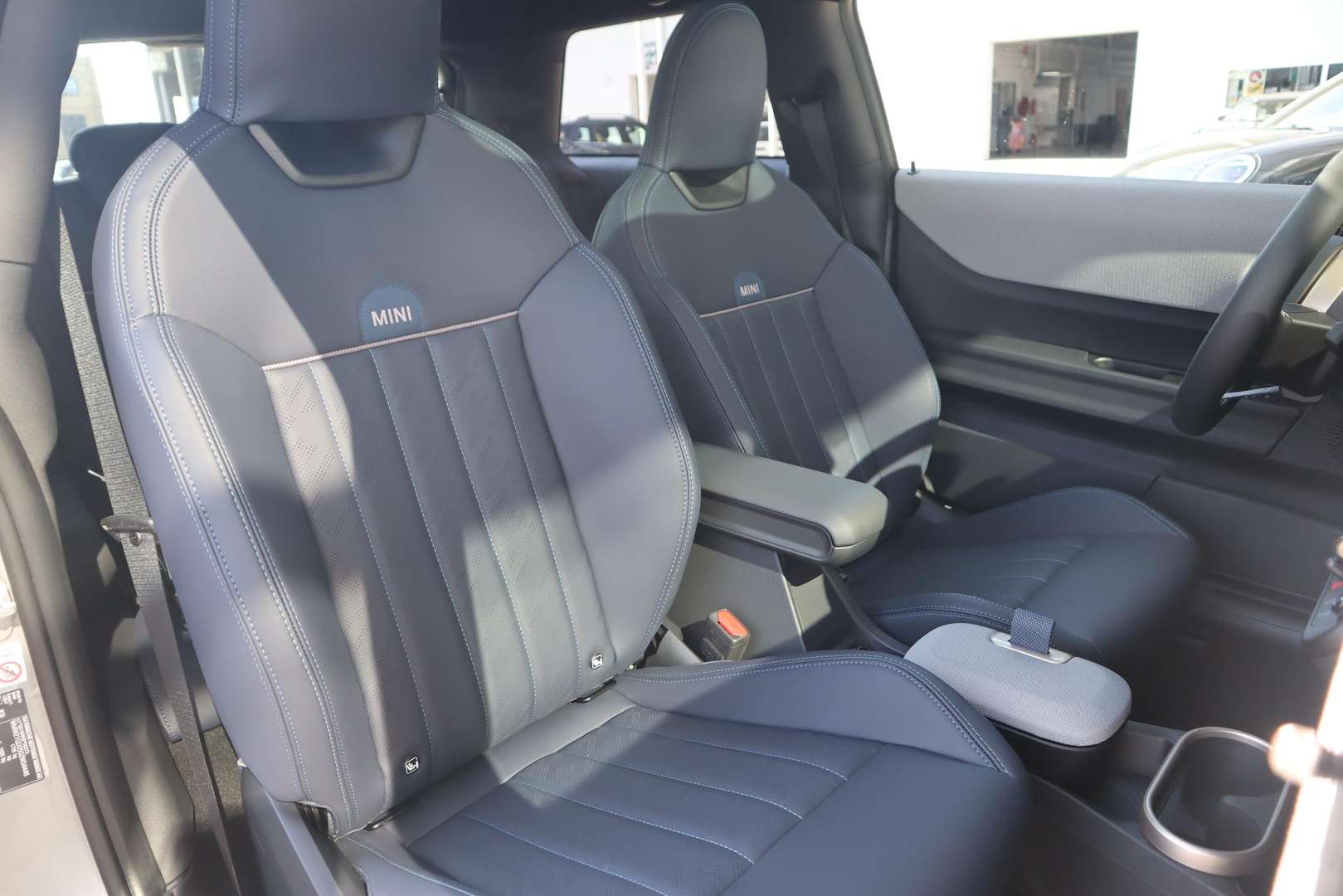 Mini Cooper S5 Favoured Trim - - Joinsteer - #4