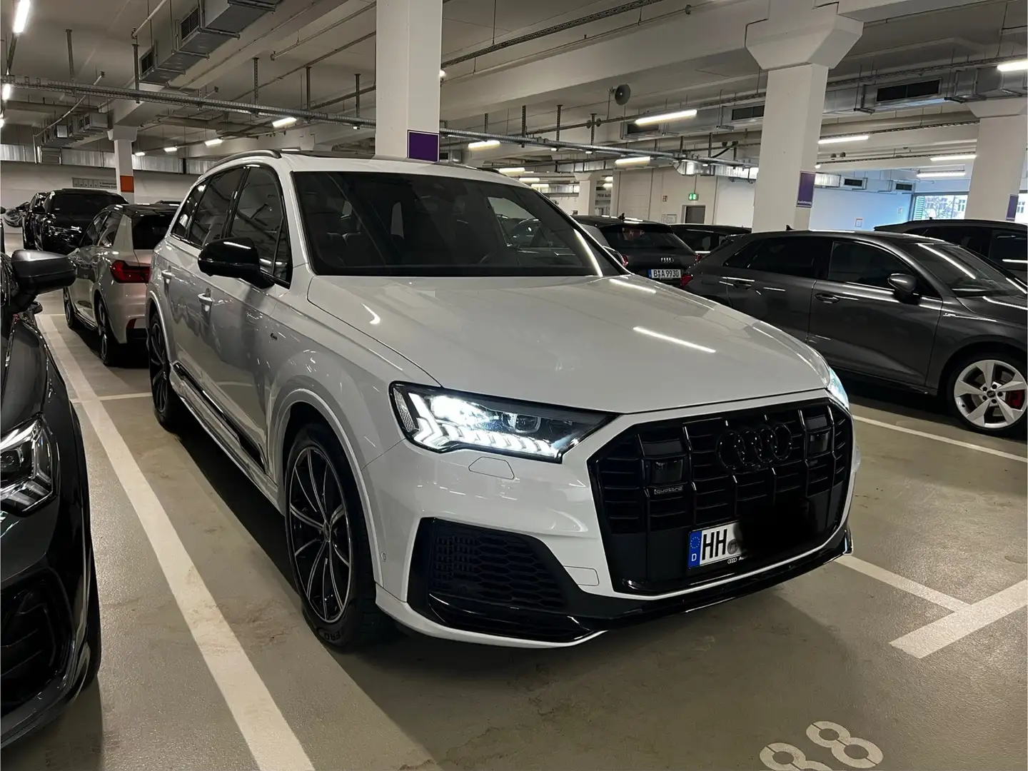 Audi Q7 55 TFSI e quattro S line Garantie Weiß - 1
