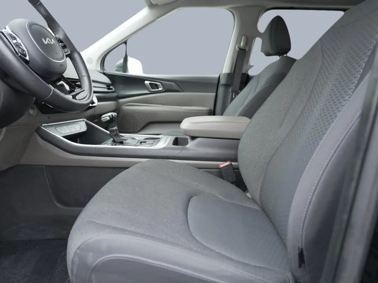 Kia Carnival снимка Kia Carnival