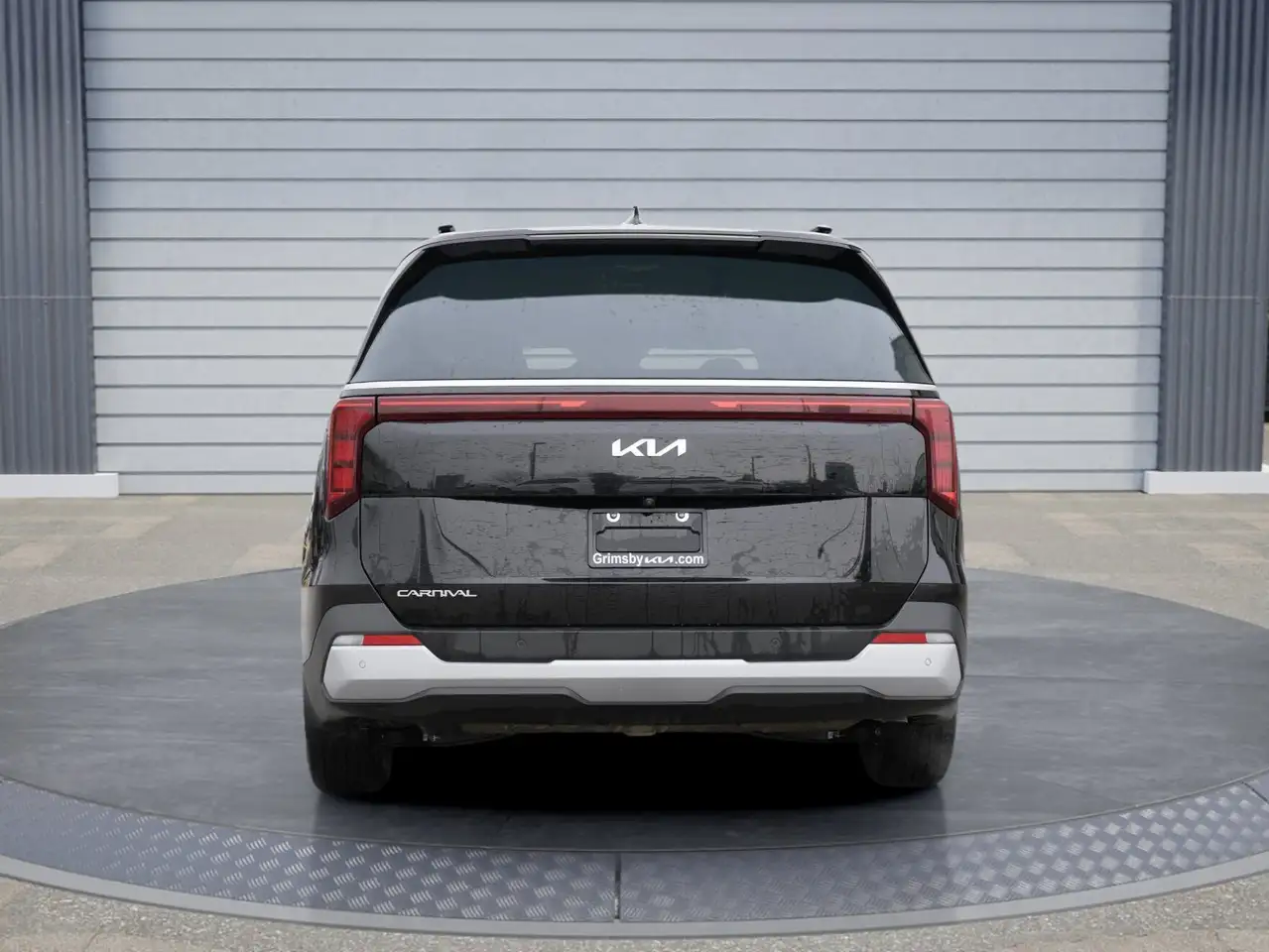 Kia Carnival снимка Kia Carnival