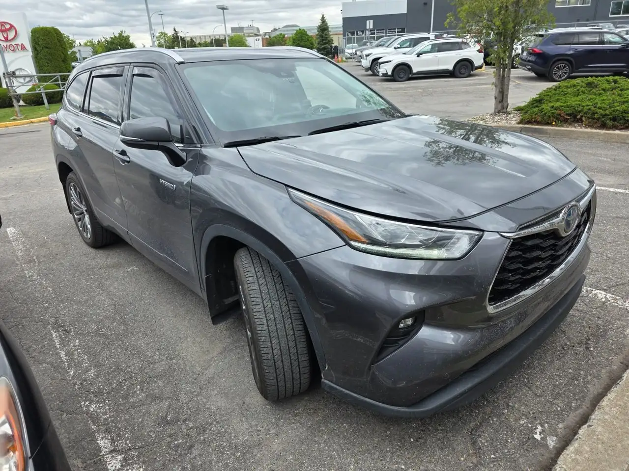 Toyota Highlander photo Toyota Highlander