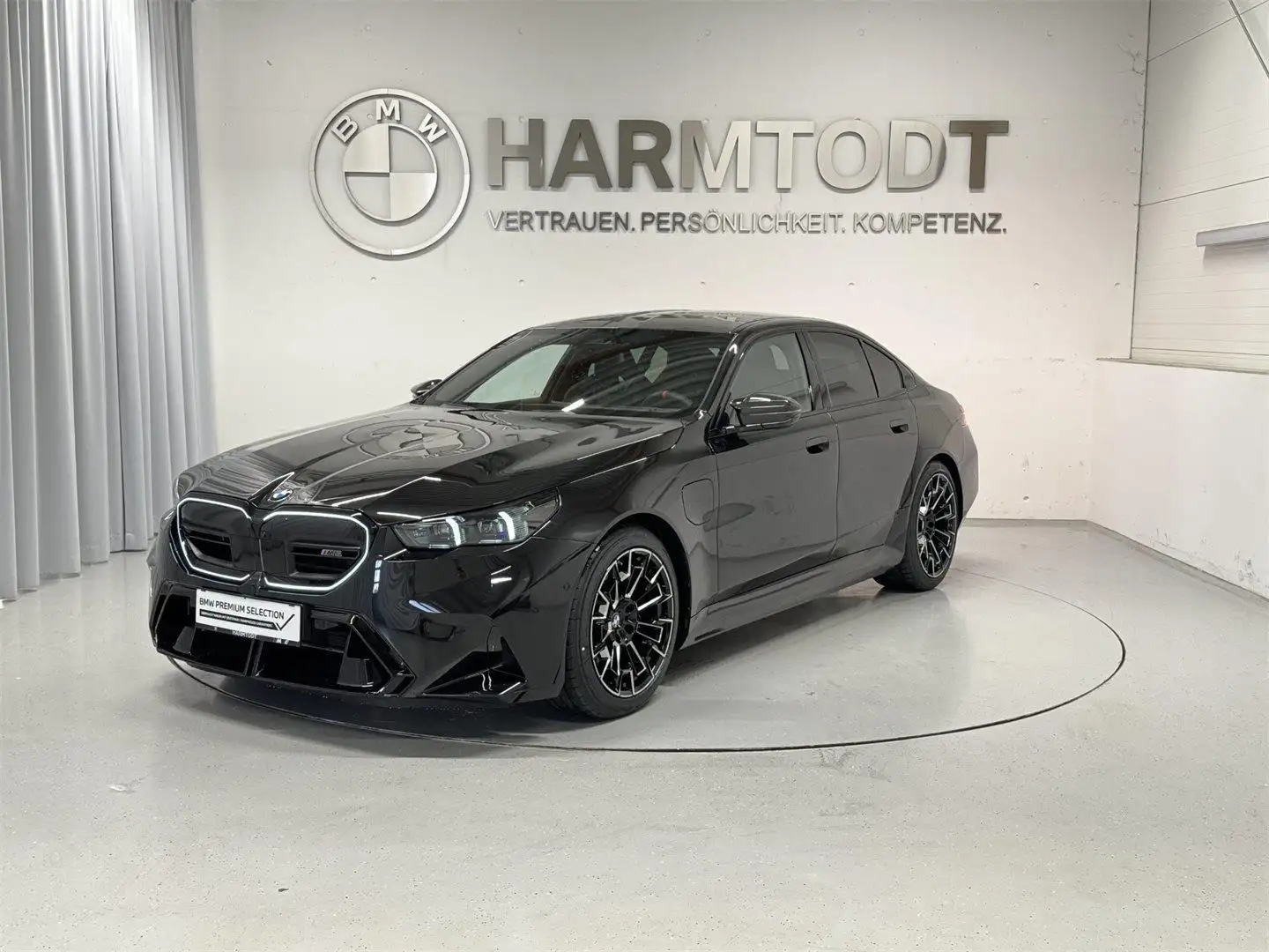BMW M5 Noir - 1