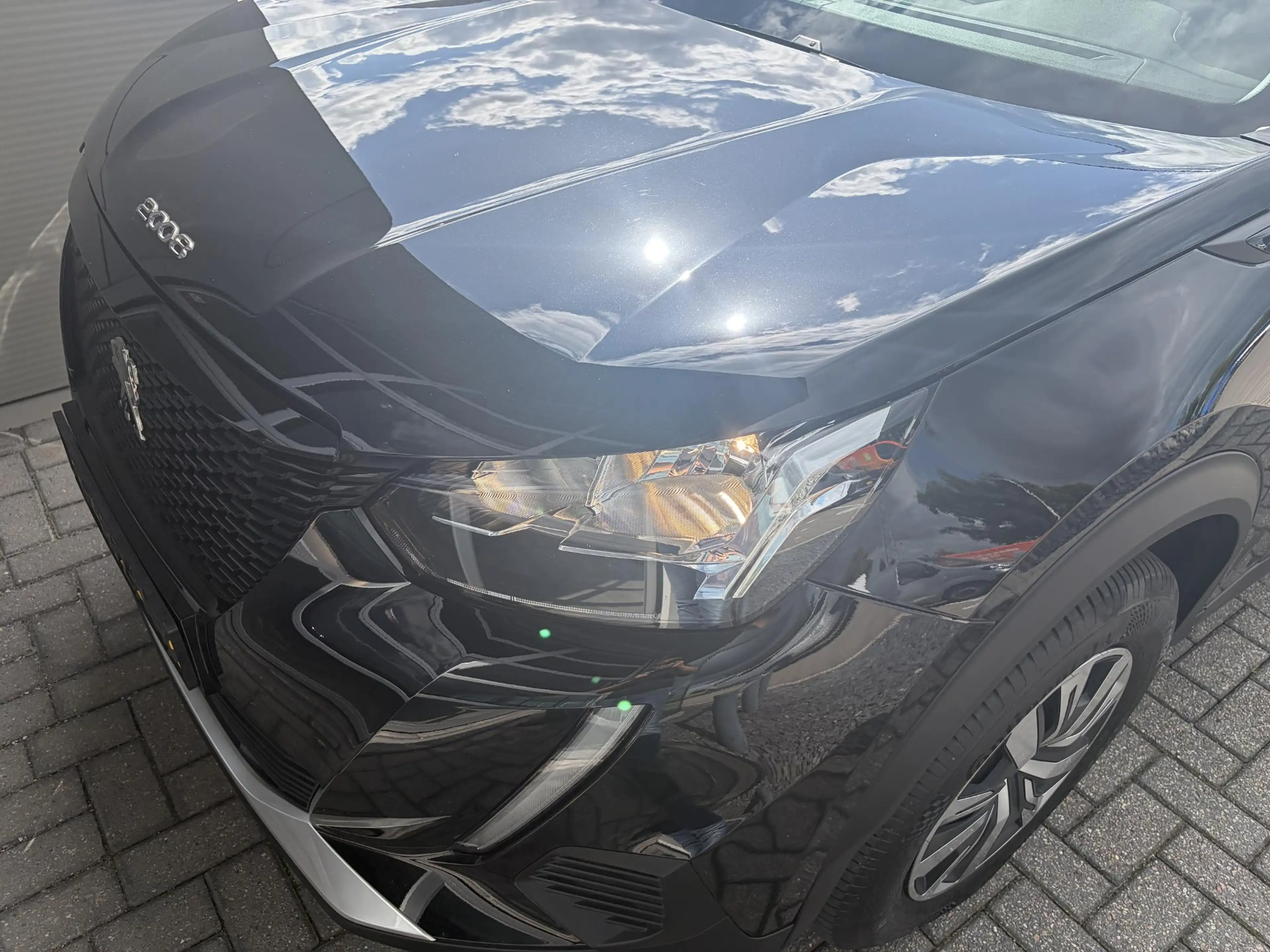 Peugeot e-2008 EV Active 50 kWh SOH 93% I Navigatie I Hoge instap — photo 11
