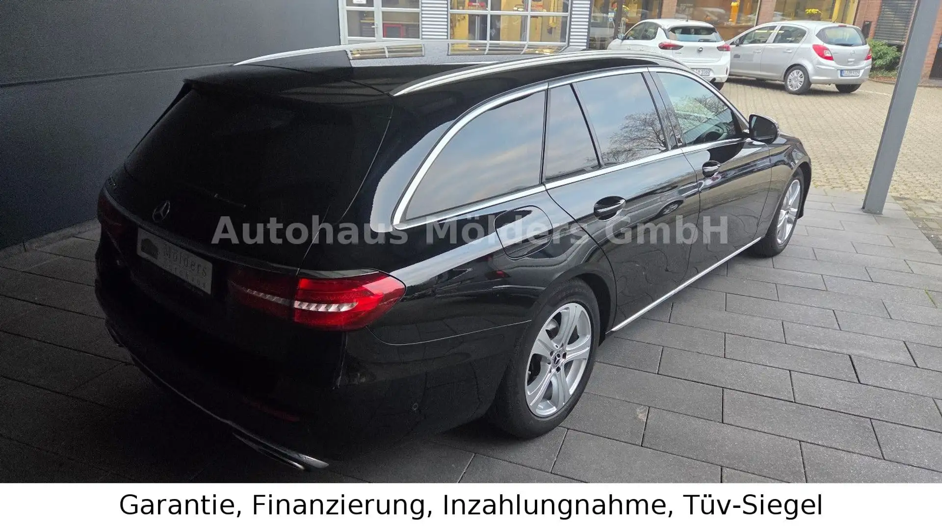 Mercedes-Benz E 220 T Avantgarde *Garantie*AHK*239€ mtl. Noir - 2